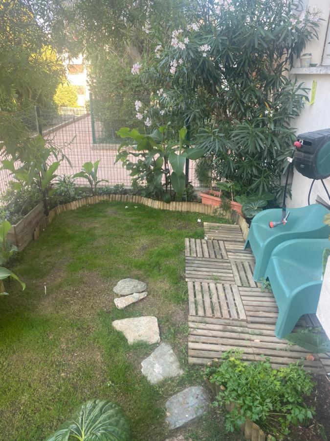Vannina Quarto em Acomodações Particulares *